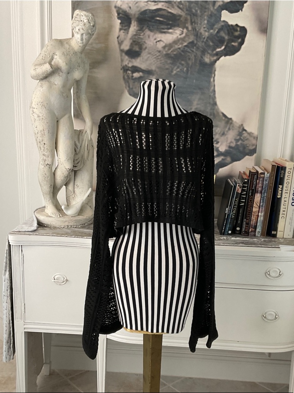 Women's Black Open-Knit Cropped Crew Sweater